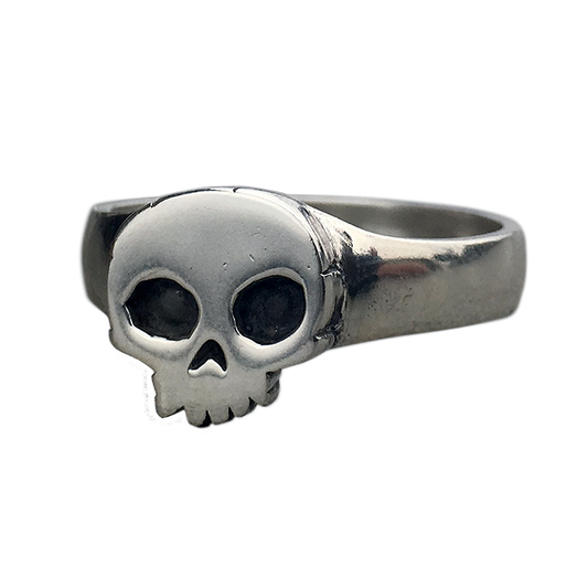 SINGLE SKULL - STERLING SILVER RING